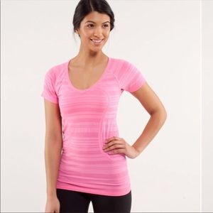 Size 8 lululemon vneck Swiftly T-shirt